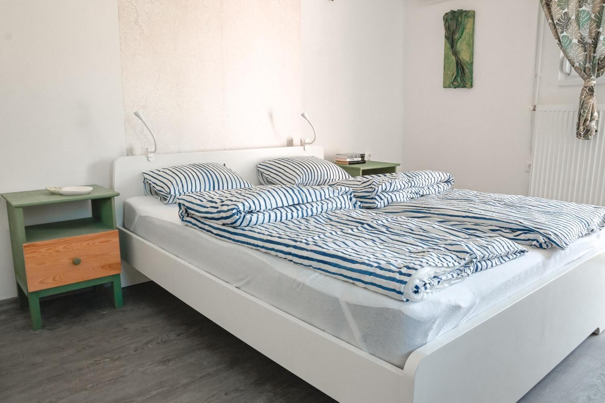 Apartmán Alsooers Pagony Pokoj fotografie
