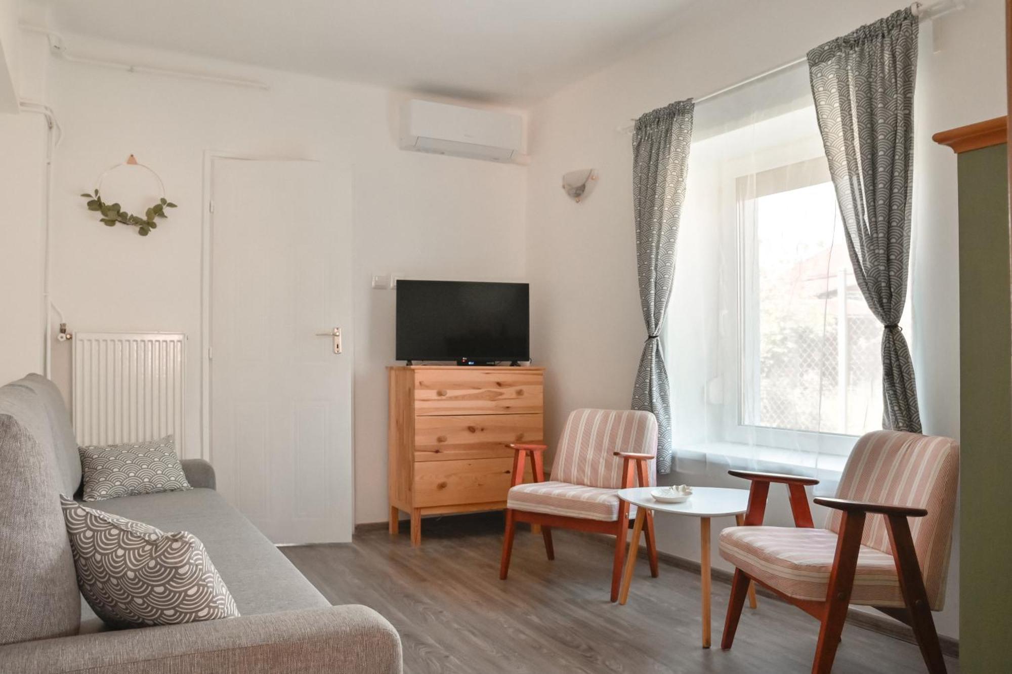 Apartmán Alsooers Pagony Pokoj fotografie